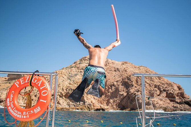 Snorkel Cruise in Los Cabos - Entering the Pez Gato experience at Cabo Marina