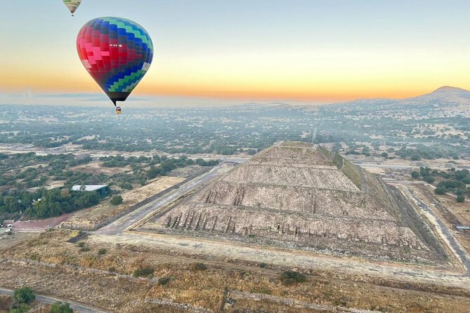 Sunrise Balloon Flight over Teotihuacan and Breakfast in Cueva - The cave breakfast stop: coffee, juice, and real comfort food