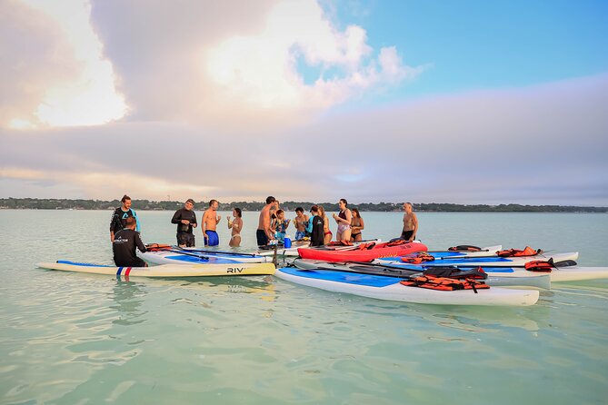 Sunrise Paddle Quest: Embrace the Dawn on Bacalar's Waters - What to bring, wear, and how to pace your day
