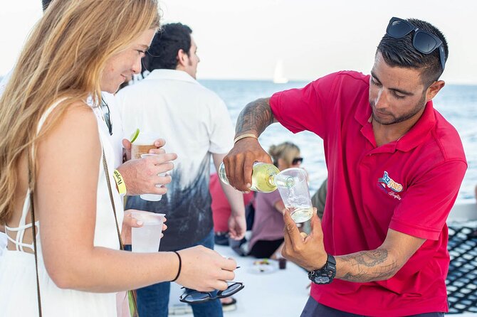 Sunset Cruise in Los Cabos with Jazz and Wine - Logistics that matter: pickup timing and the marina