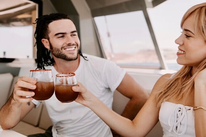 Sunset Luxury Tour in Cabo San Lucas - Premium open bar and snacks: what to expect, and how to use it smartly