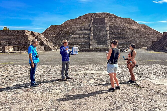 Teotihuacan Early Access Guided Tour with optional Lunch - The pyramid circuit: Avenue of the Dead, murals, and the big climbs