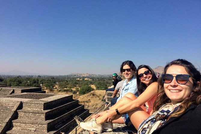 Teotihuacan Early Morning Tour: Avoid Crowds, & Expert Guide - Artisan market stop: souvenirs are optional, but plan your time