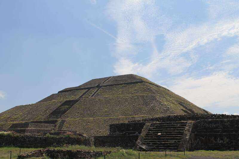 Teotihuacan from Mexico City with early access - Why this early Teotihuacan schedule matters more than you think