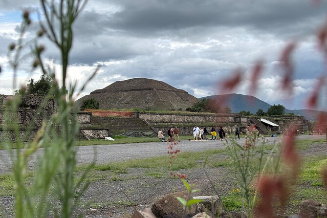 Teotihuacan without obligatory stops. No shops or restaurants. - Practical Packing List That Matches the Tour Reality