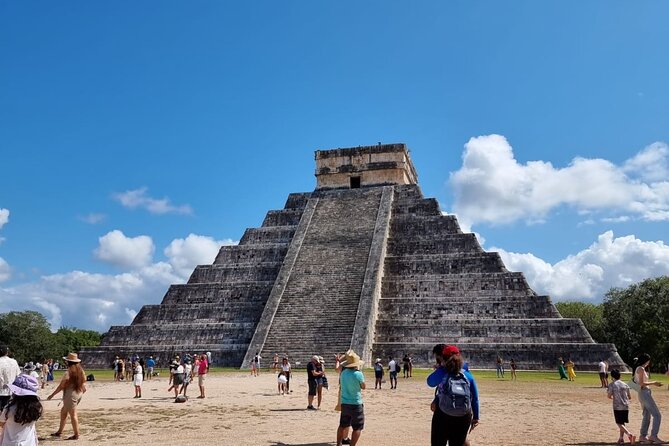 Tour de Dia a Chichén Cenote Ik Kil Cenote Suytun y Valladolid - The 7:00 am start, and why you should act like it is a flight