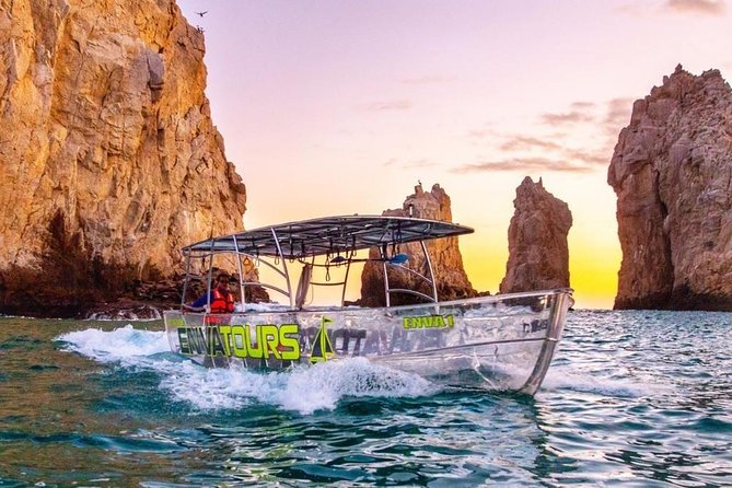 Tours in Cabo, Paseo al Arco and Fin de la Tierra in the only Clear Boat - The Route: El Arco, Love Beach, Divorce Beach, and Fin de la Tierra