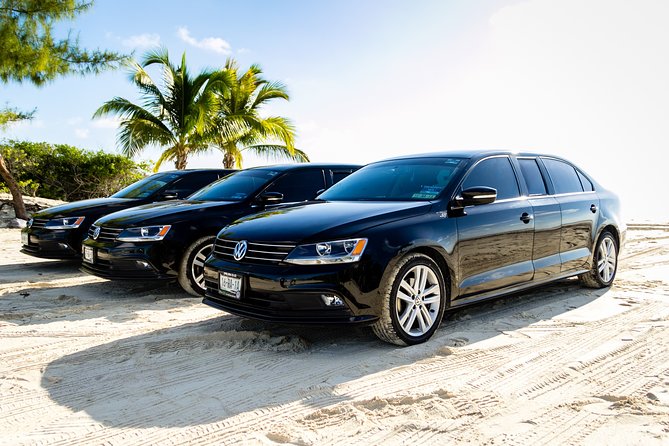Transfers in Luxury Sedan from Cancun Airport - Cancun Airport Without the Stress, WhatsApp Included