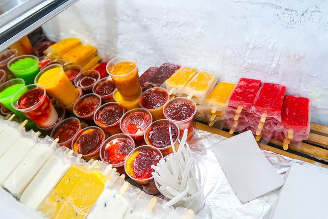 Tulum Local Walking Food Tour - What the best guides do in the moment