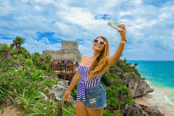 Tulum Ruins Guided Tour from Cancun and Riviera Maya - Vendors, wristbands, and the parts you cannot fully control