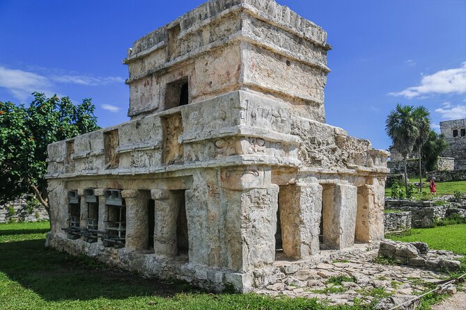 Tulum Ruins, Turtles in Akumal and Cenote tour - A full-day schedule with transport reality baked in