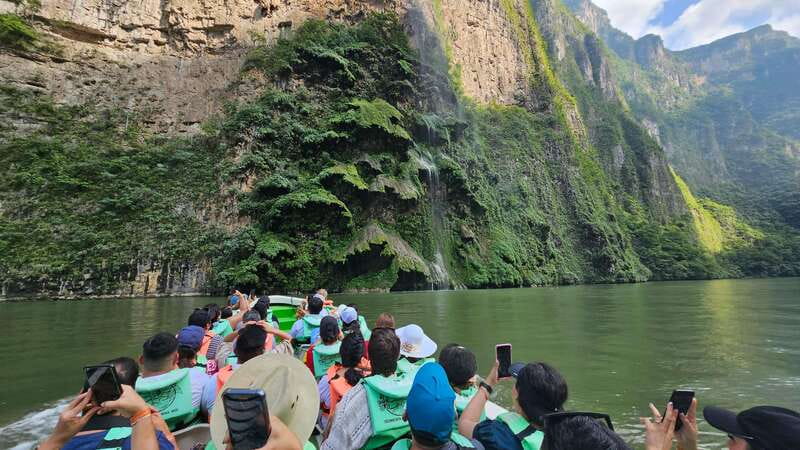 Tuxtla Gutierrez: Sumidero, Chiapa de Corzo and Miradores - Chiapa de Corzo: quick village time for photos, walking, and shopping