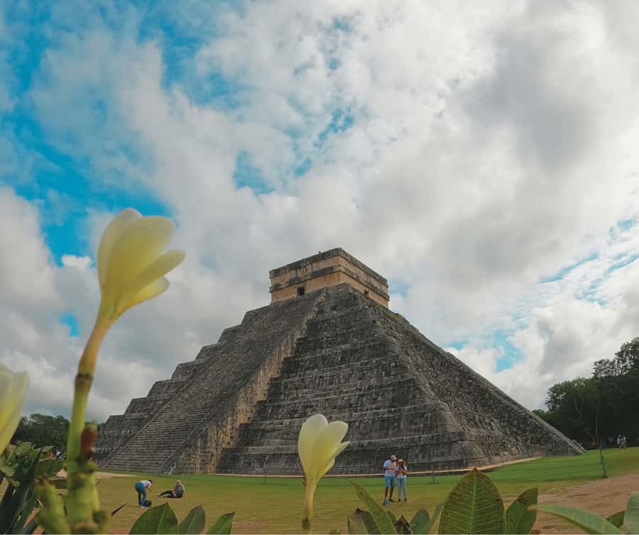 Valladolid: Chichen Itza + 2 Cenotes with Shared Transportation - The Kukulkán Pyramid and Reading the Site Without Getting Lost