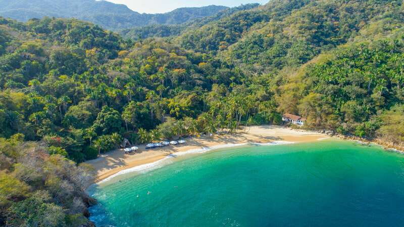 Vallarta: Yelapa Waterfall & Majahuitas Snorkel Adventure - Majahuitas Cove: Snorkeling and Kayak Gear in a Protected Setting