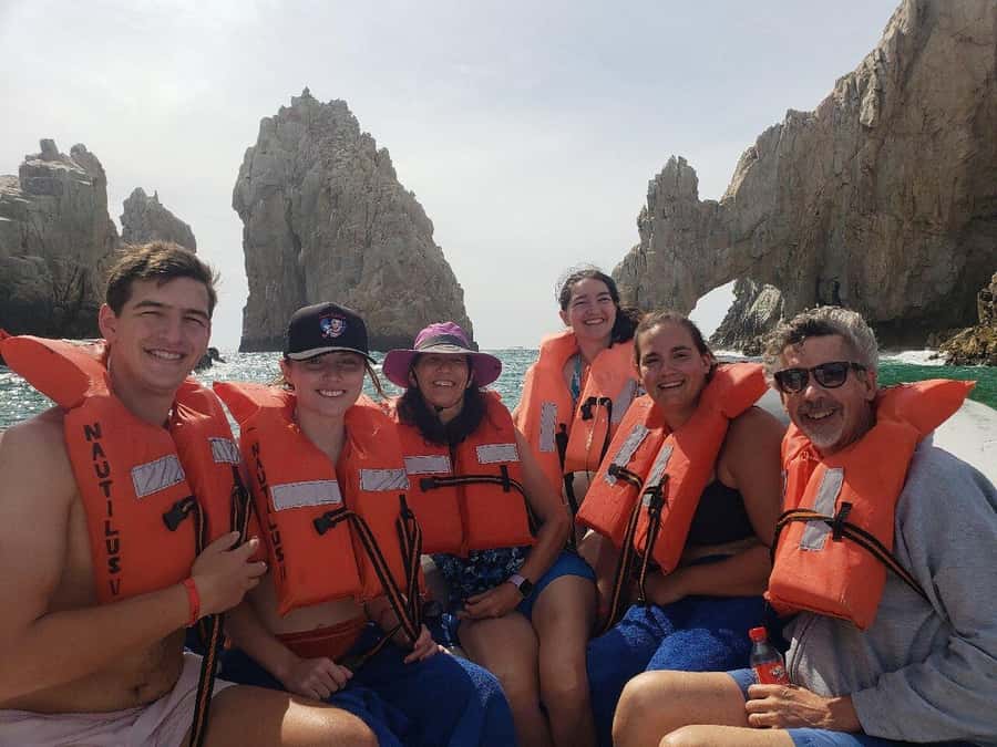 Whale Watching, Cabo San Lucas Arch, and a Trip to Playa del Amor - Key highlights at a glance