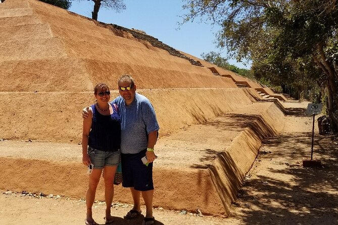 Xihuacan Culture and Archaeology Tour - Soledad de Maciel, when old neighborhoods become home