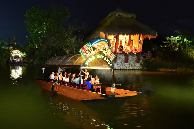 Xoximilco: Boat Fiesta Tour, Tasting, Tequila Bar and Transport - How the length and group setup shape the night